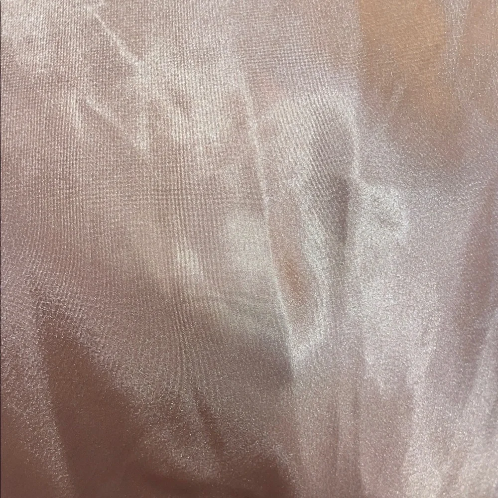 Elegant Satin Skirt in light gold - Picture 3 of 6
